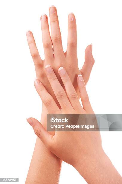 Uczucie Jej Ręce Po Francuski Manicure - zdjęcia stockowe i więcej obrazów Białe tło - Białe tło, Część, Dorosły
