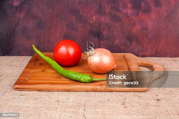 Cutting Board Stock Photo - Download Image Now - Bell Pepper, Chopping Food, Clipping Path