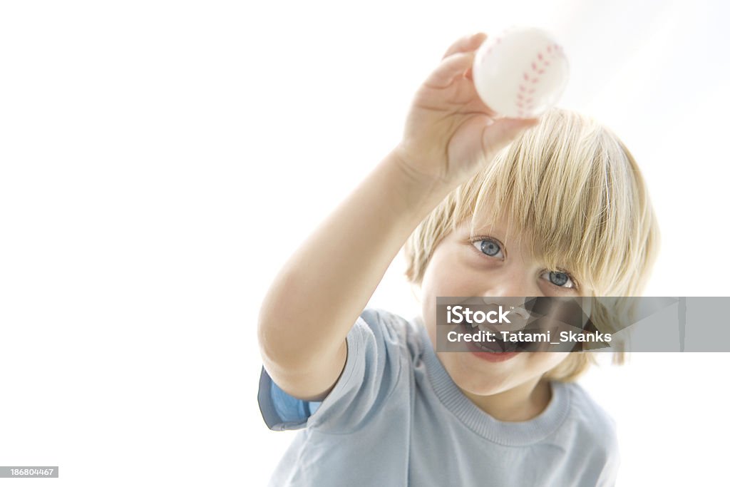 Junge mit ball - Lizenzfrei Baseball-Spielball Stock-Foto