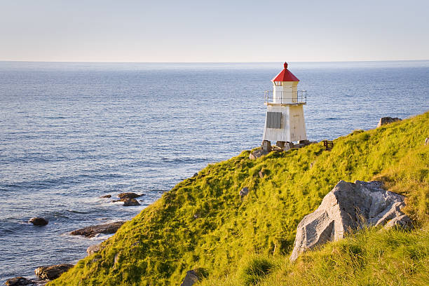 istock Lighthouse in Lofoten 186804602