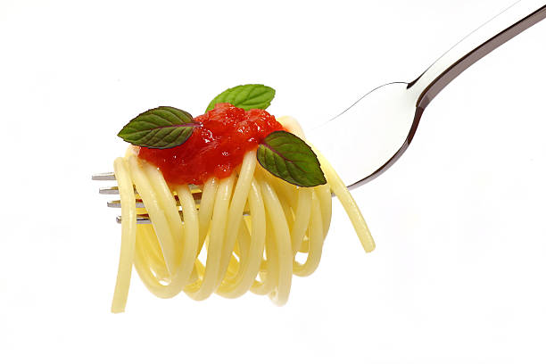 istock İtalian pasta, tomato sauce and mint 186804745