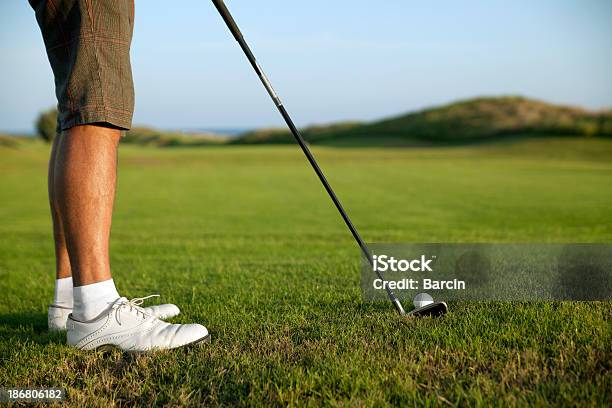 Foto de Jogador De Golfe Tacada e mais fotos de stock de Adulto - Adulto, Balançar, Bater