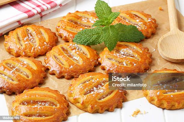 Photo libre de droit de Cookies De Pomme banque d'images et plus d'images libres de droit de Abricot - Abricot, Aliment, Aliment en portion