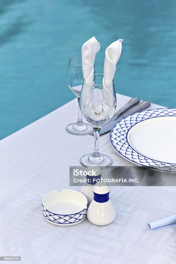 Diner przy basenie - Zbiór zdjęć royalty-free (Aranżacja)