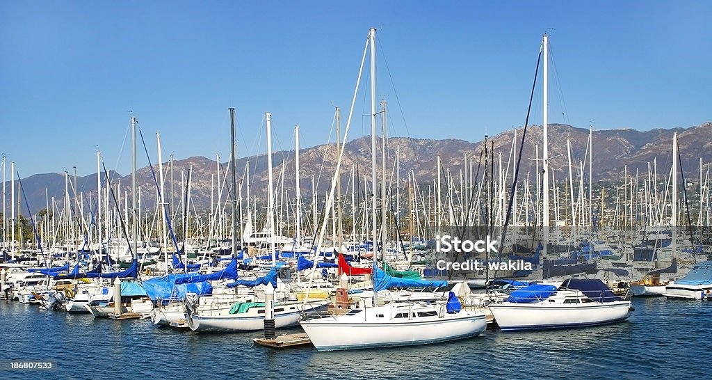 marina harbour mit Luxus-Segelboote yacht - Lizenzfrei Anlegestelle Stock-Foto