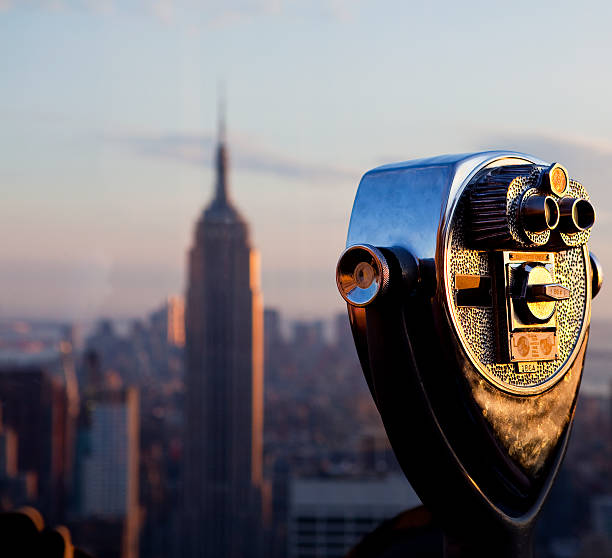 istock Coin operated binoculars and Empire State Building 186807946