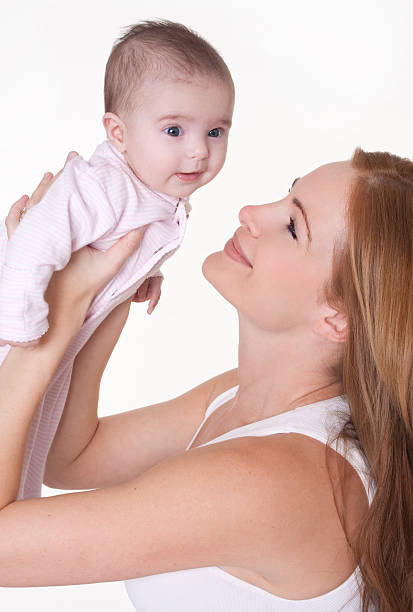 istock mom and baby 186808391