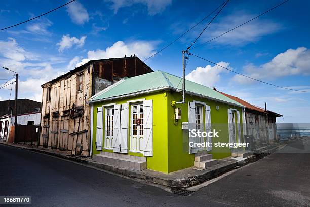 Casa Verde Caraíbas - Fotografias de stock e mais imagens de Guadalupe - Antilhas Francesas - Guadalupe - Antilhas Francesas, Casa, Fora de moda - Estilo