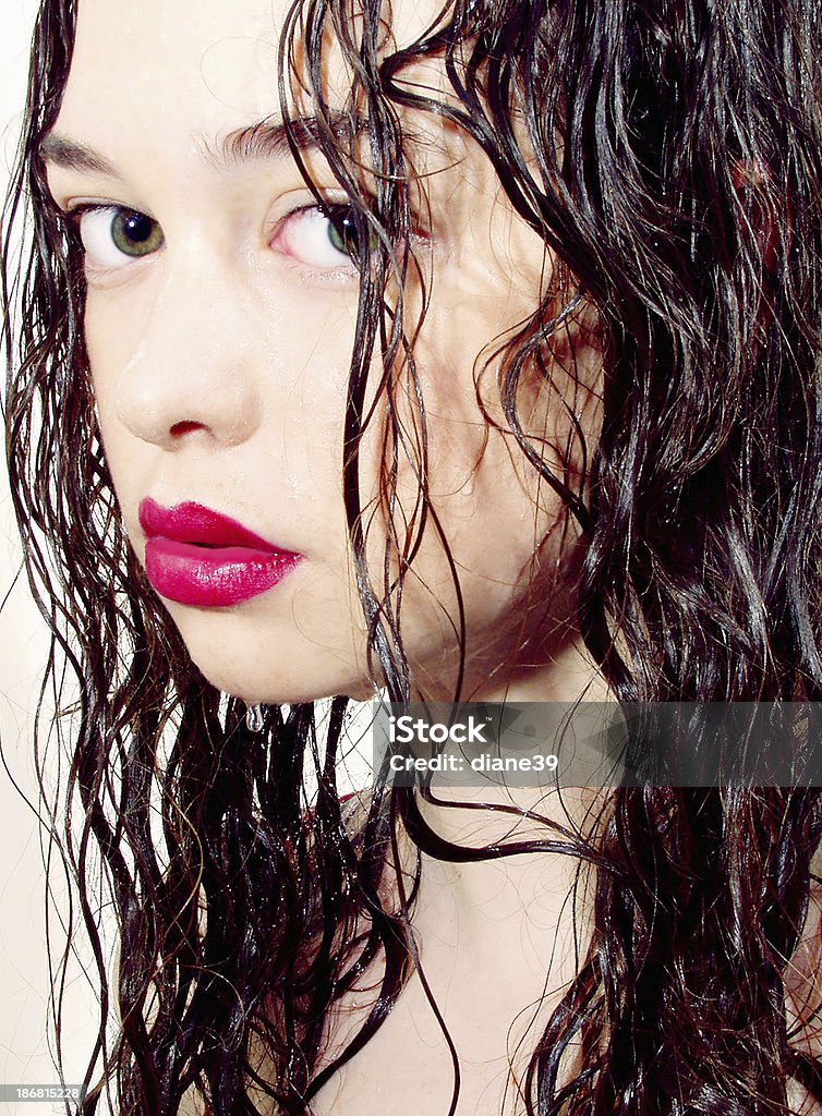 Chica con pelo con fregadero - Foto de stock de Adolescente libre de derechos