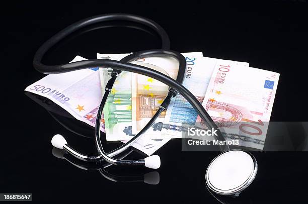 Costos De La Atención Médica Foto de stock y más banco de imágenes de Abundancia - Abundancia, Asistencia sanitaria y medicina, Crecimiento
