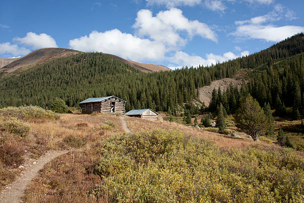 istock Log Cabin Ghost town of Independence Aspen Colorado Horizontal 186817830