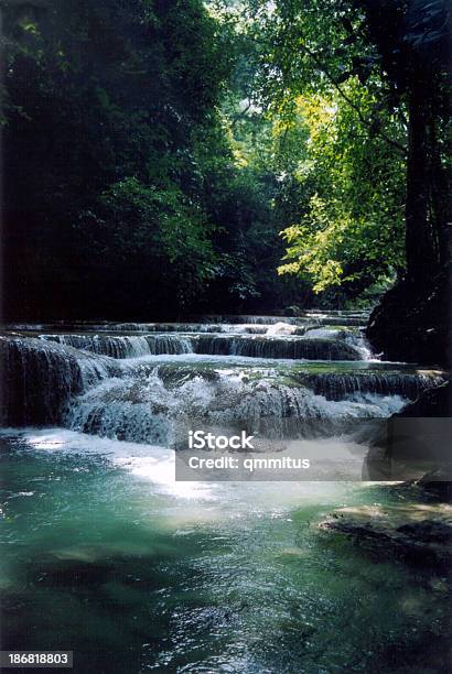 Cascata 1 - Fotografie stock e altre immagini di Acqua - Acqua, Ambientazione esterna, Asia