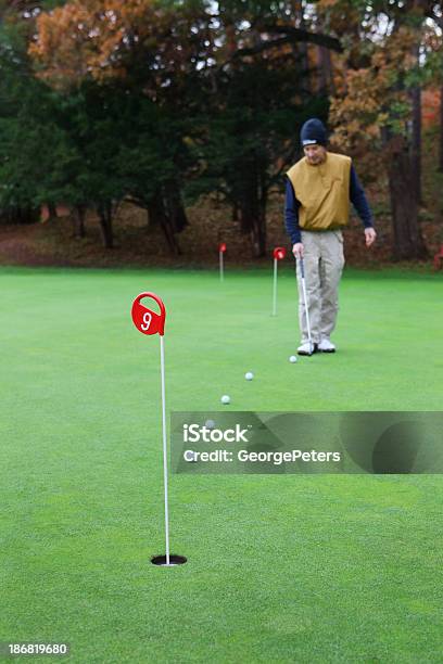 Golf Practice - zdjęcia stockowe i więcej obrazów Determinacja - Determinacja, Dziura, Fotografika