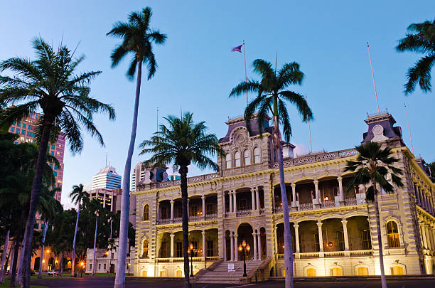istock Iolani Palace at night in Honolulu, HI 186820843