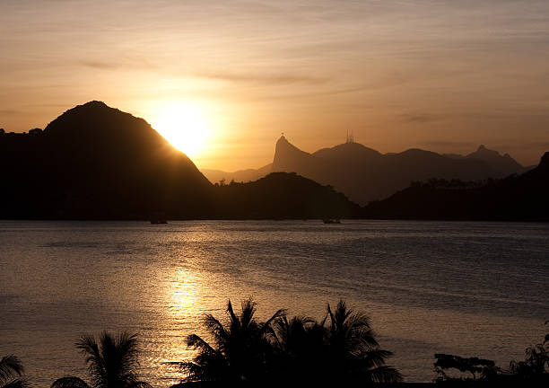 rio de janeiro - niteroi corcovado rio de janeiro tropical climate 뉴스 사진 이미지