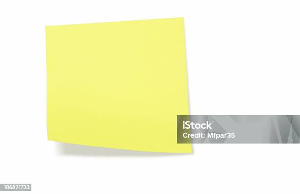 Foto de Postit e mais fotos de stock de Amarelo - Amarelo, Figura para recortar, Fotografia - Imagem