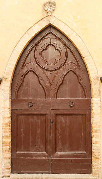 istock Wooden Door 186822651