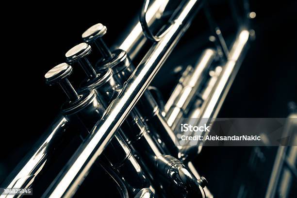 재즈 나팔꽃 트럼펫에 대한 스톡 사진 및 기타 이미지 - 트럼펫, 0명, 검은색