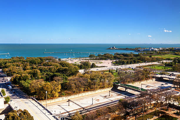 grant park i jeziorem michigan, chicago - grounds city life park grant park zdjęcia i obrazy z banku zdjęć