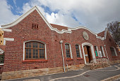 strand-muizenberg-bibliothek.jpg?b=1&s=170x170&k=20&c=s0Te1_MU0q8jz4Xd40nZYlN39l6YidHBHQdVyJnZQpM=