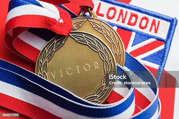 Photo libre de droit de Victors Médaille banque d'images et plus d'images libres de droit de 2012 - 2012, Angleterre, Blanc