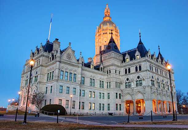 istock Connecticut state capitol in Hartford 186827853