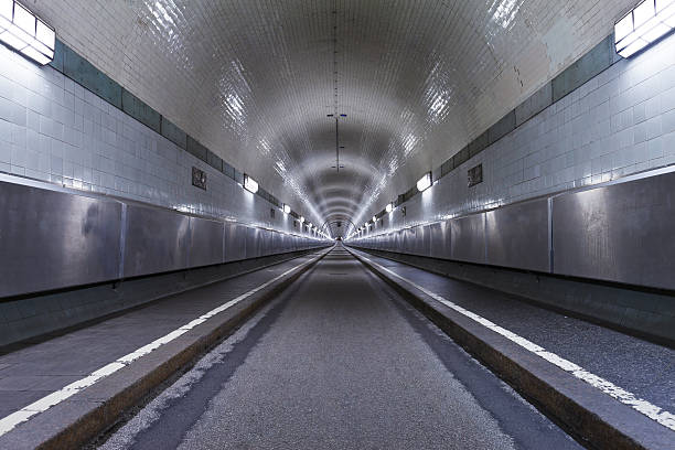 istock The Old Elbe Tunnel in Hamburg 186828543