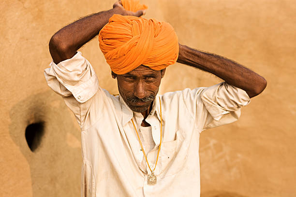 Rajasthan is known for the beauty and elegance of its colourful turbans. It is an essential part of the traditional outfit and is proudly worn by the Rajasthan men-folk. One can find myriad variations of turbans in Rajasthan and it is said that the size and style of these turban changes in every 15 km of this desert region.
