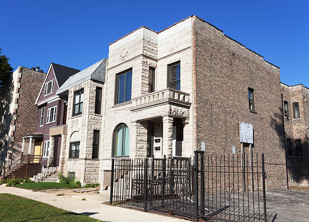 istock Victorian Houses in Grand Boulevard, Chicago 186829066
