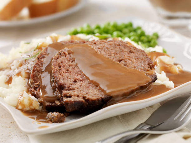 ミートローフのディナー - meat loaf meat cooked beef ストックフォトと画像