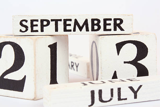 년 9월 - september calendar three dimensional shape 2011 뉴스 사진 이미지
