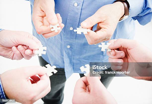 Trabajo En Equipo De Negocios Foto de stock y más banco de imágenes de Agarrar - Agarrar, Asociación, Camisa