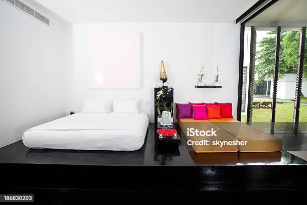 Foto de Quarto Interior Moderno e mais fotos de stock de Abstrato - Abstrato, Apartamento de Cobertura, Arquitetura