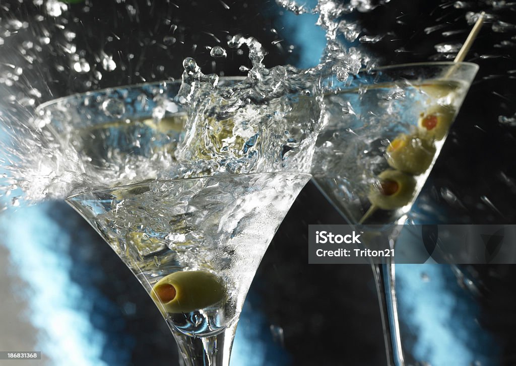 Martini Wild Splash - Foto de stock de Brinde royalty-free