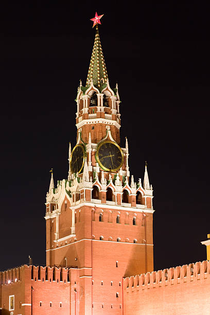 istock Moscow Kremlin at the night 186831502