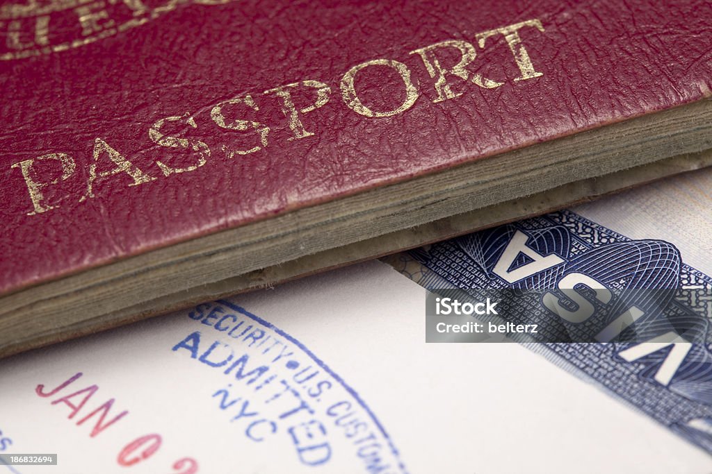 Passaporte e visto - Foto de stock de Reino Unido royalty-free