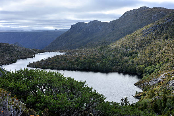 istock Cradle Mountain-Lake St Clair National Park 186833861