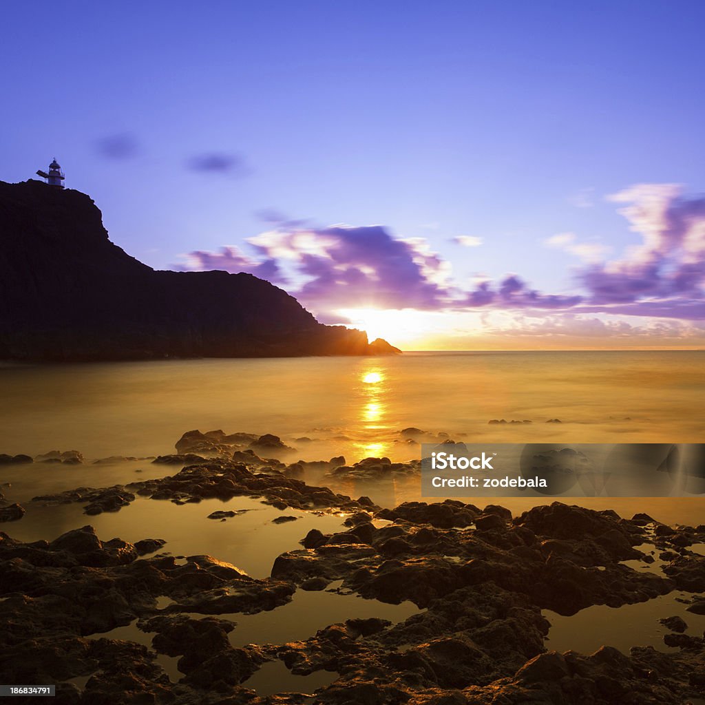 Zachód słońca nad oceanem na Wyspy Kanaryjskie - Zbiór zdjęć royalty-free (Bez ludzi)