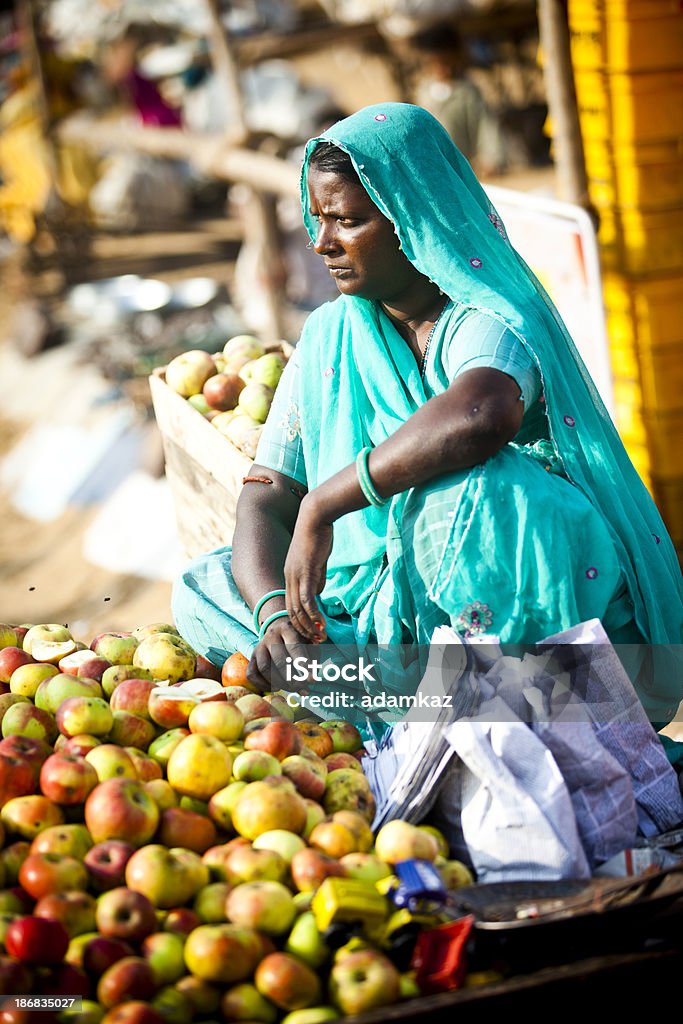 Femme indienne fournisseur - Photo de Inde libre de droits