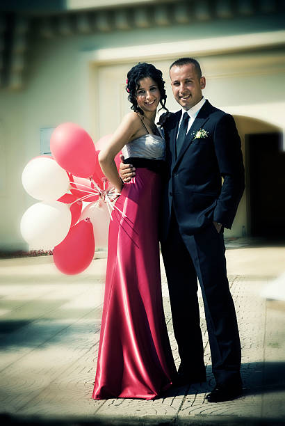 istock Elegant couple with balloons 186835438