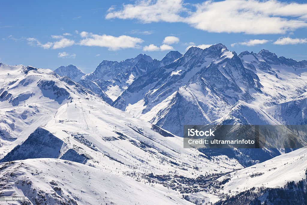 Paisagem de montanha em França Estância de esqui Les Deux Alpes - Royalty-free Les Deux Alpes Foto de stock