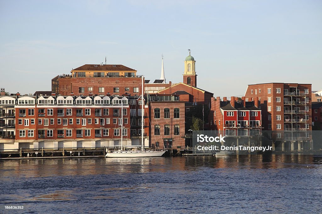 El centro de la ciudad de Portsmouth, New Hampshire - Foto de stock de Aire libre libre de derechos