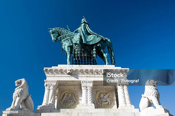 Statue Of King Św Stefana Na Przejażdżkę Konną Budapeszt Węgry - zdjęcia stockowe i więcej obrazów Bohater