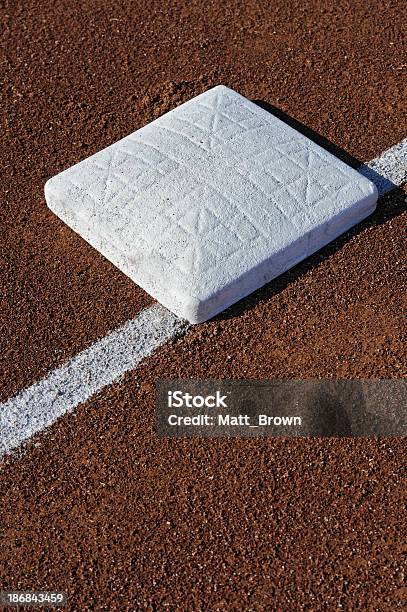 Base Di Baseball - Fotografie stock e altre immagini di Ambientazione esterna - Ambientazione esterna, Base, Baseball