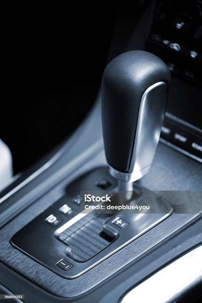 Nowoczesne automatyczne gearstick - Zbiór zdjęć royalty-free (Badanie)