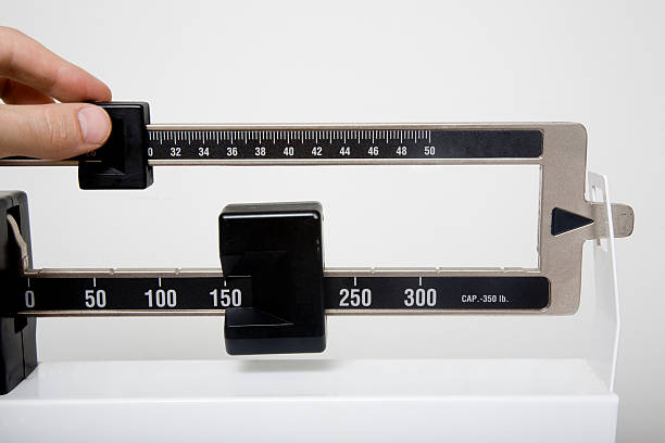 skala - weight scale dieting weight healthcare and medicine zdjęcia i obrazy z banku zdjęć