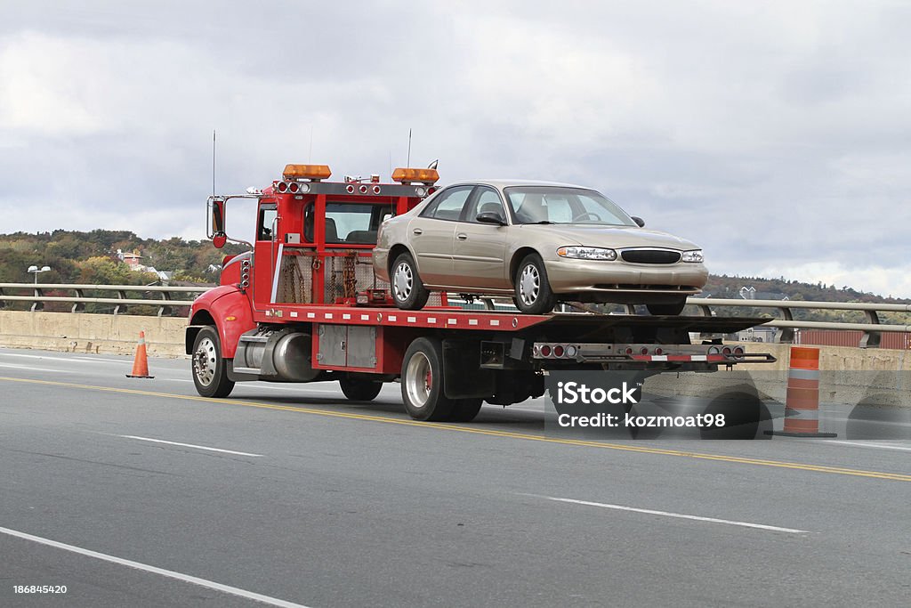 Inclinazione letto Carro attrezzi - Foto stock royalty-free di Carro attrezzi