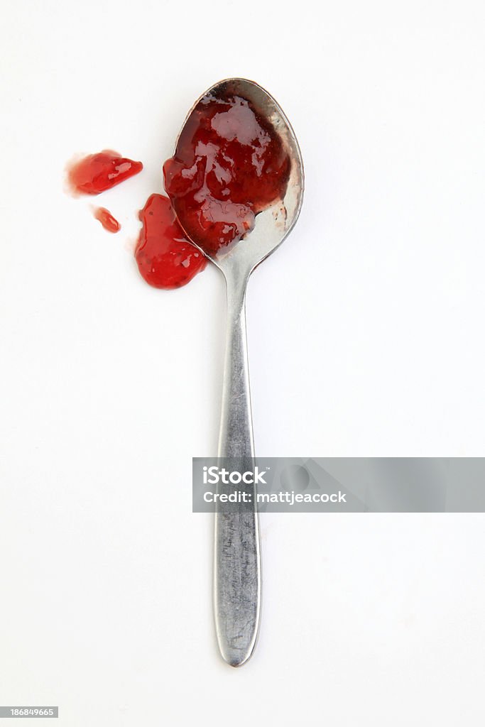 Jam en una cuchara de plata - Foto de stock de Mermelada libre de derechos