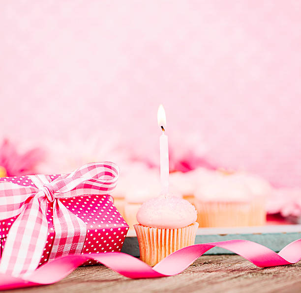 istock Pink Birthday Cupcakes and Gift 186849746