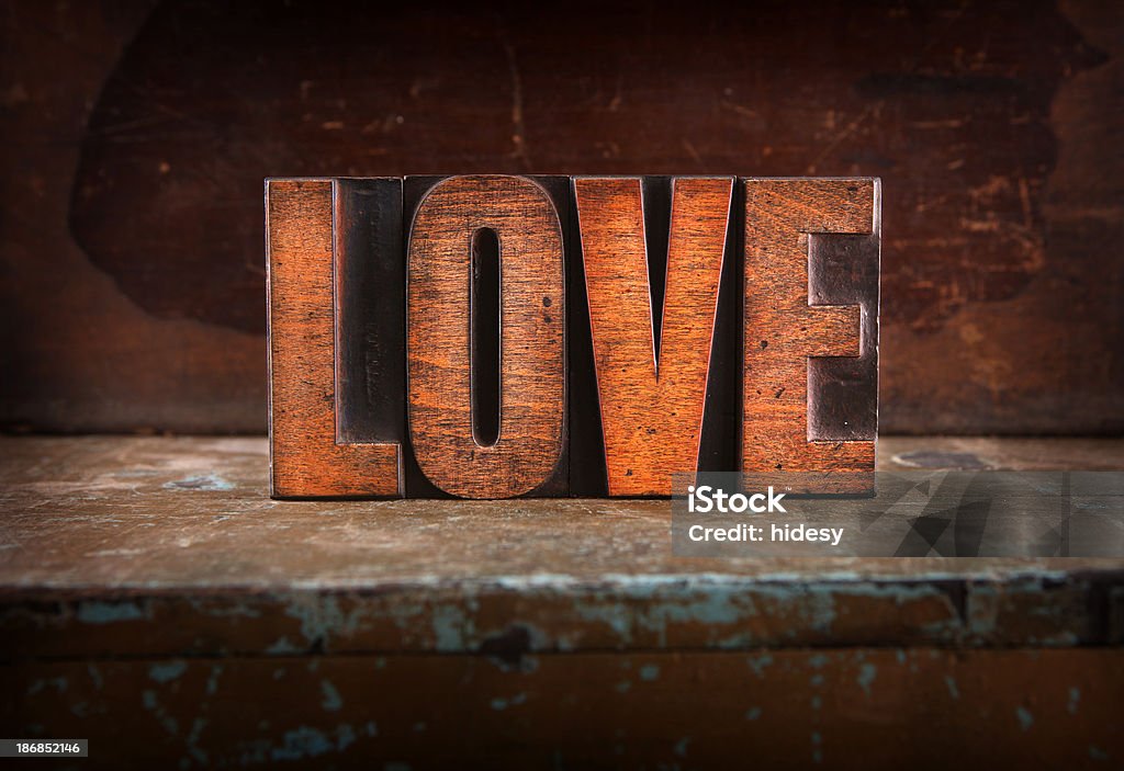 Liebe-Relieftechnik Buchstaben - Lizenzfrei Altertümlich Stock-Foto